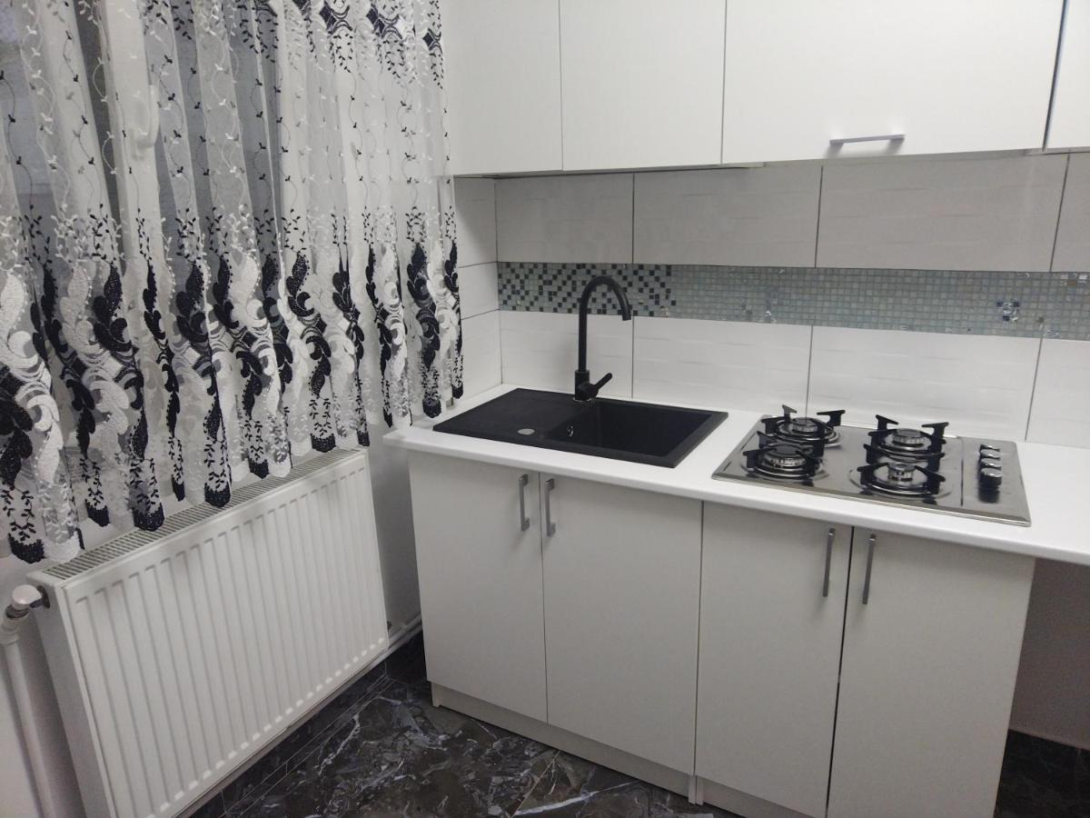 Apartament Regim Hotelier 2 Ясси Екстер'єр фото