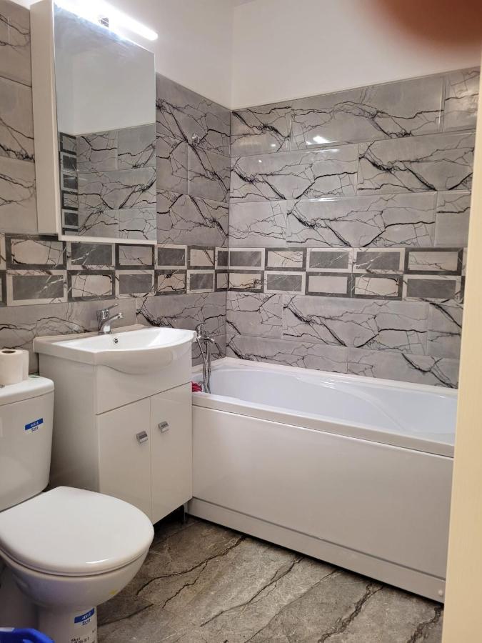 Apartament Regim Hotelier 2 Ясси Екстер'єр фото