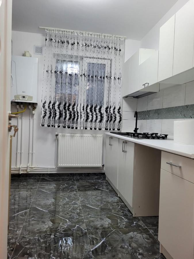 Apartament Regim Hotelier 2 Ясси Екстер'єр фото
